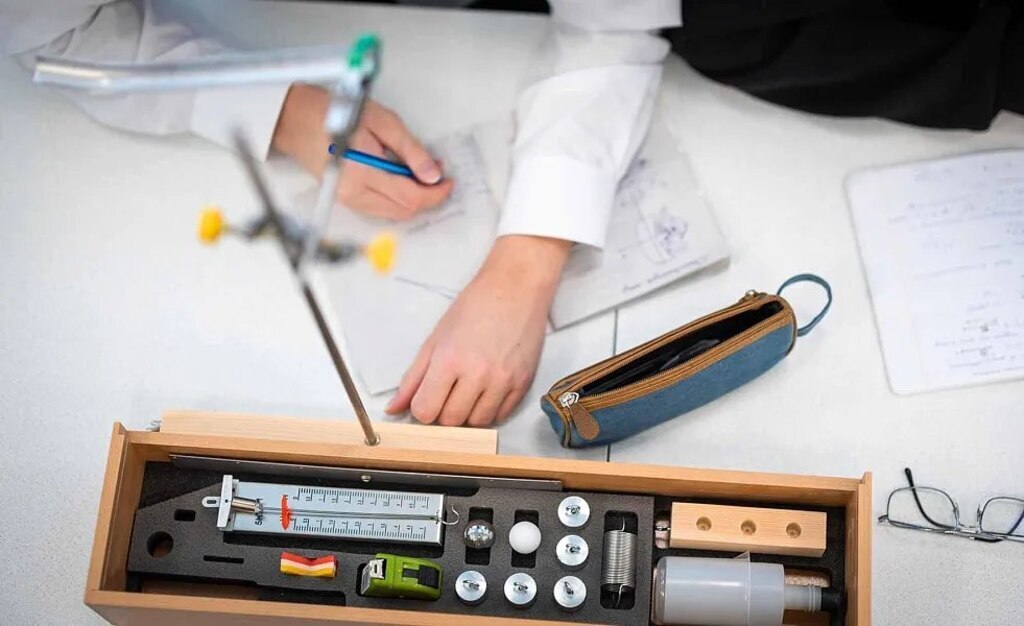 Team Belarus won 5 medals at International Scientific Physics Olympiad